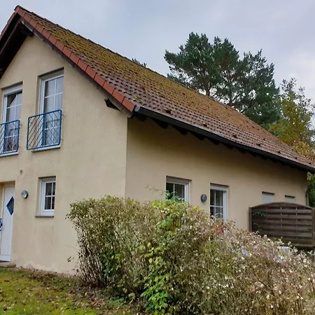 Ferienhaushaelfte Zum Plauer * Lenz